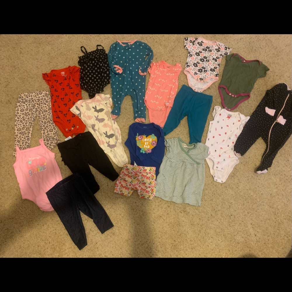 3-6 month baby girl clothes (17 pieces)